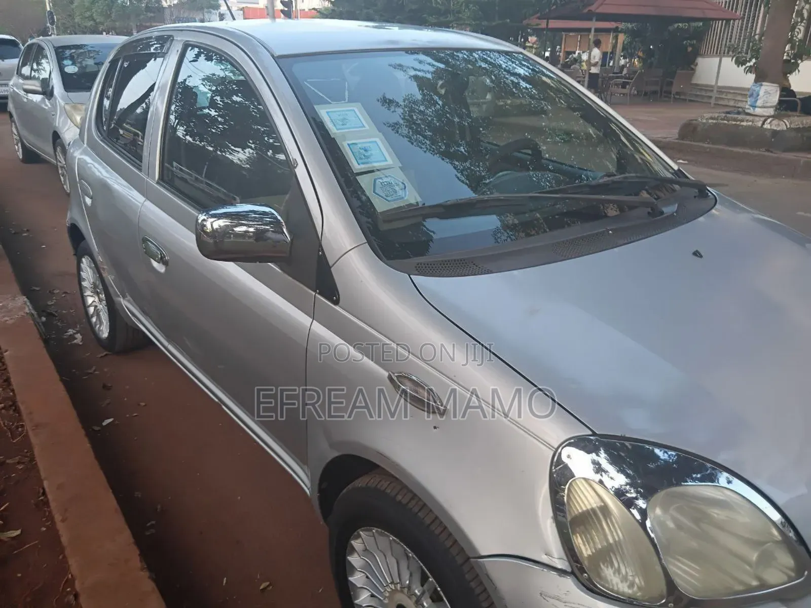 Toyota Vitz 2004 Silver