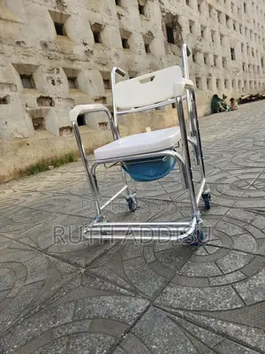 Photo - Commode Wheelchair鳵不wheelchair痲我commode Wheelchair軟化wheelchair Poty