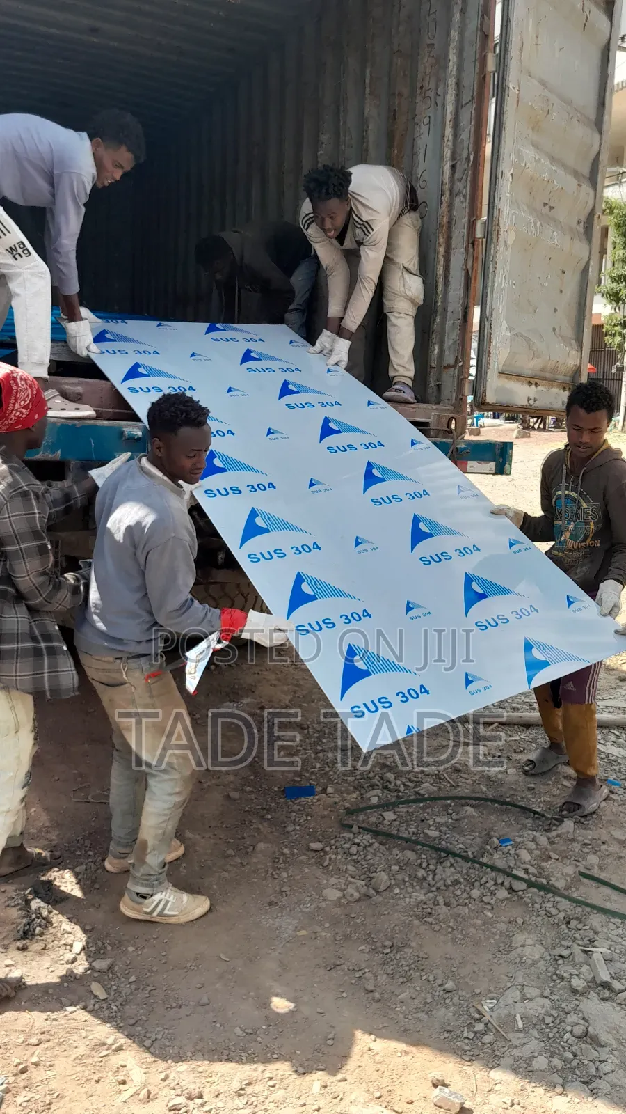 Top Stainless Steel (304 Grade) Lamera