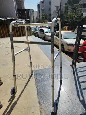 Foldable Stainless Walker蝨我medical Walker鳵的quality Walker軍事medical New
