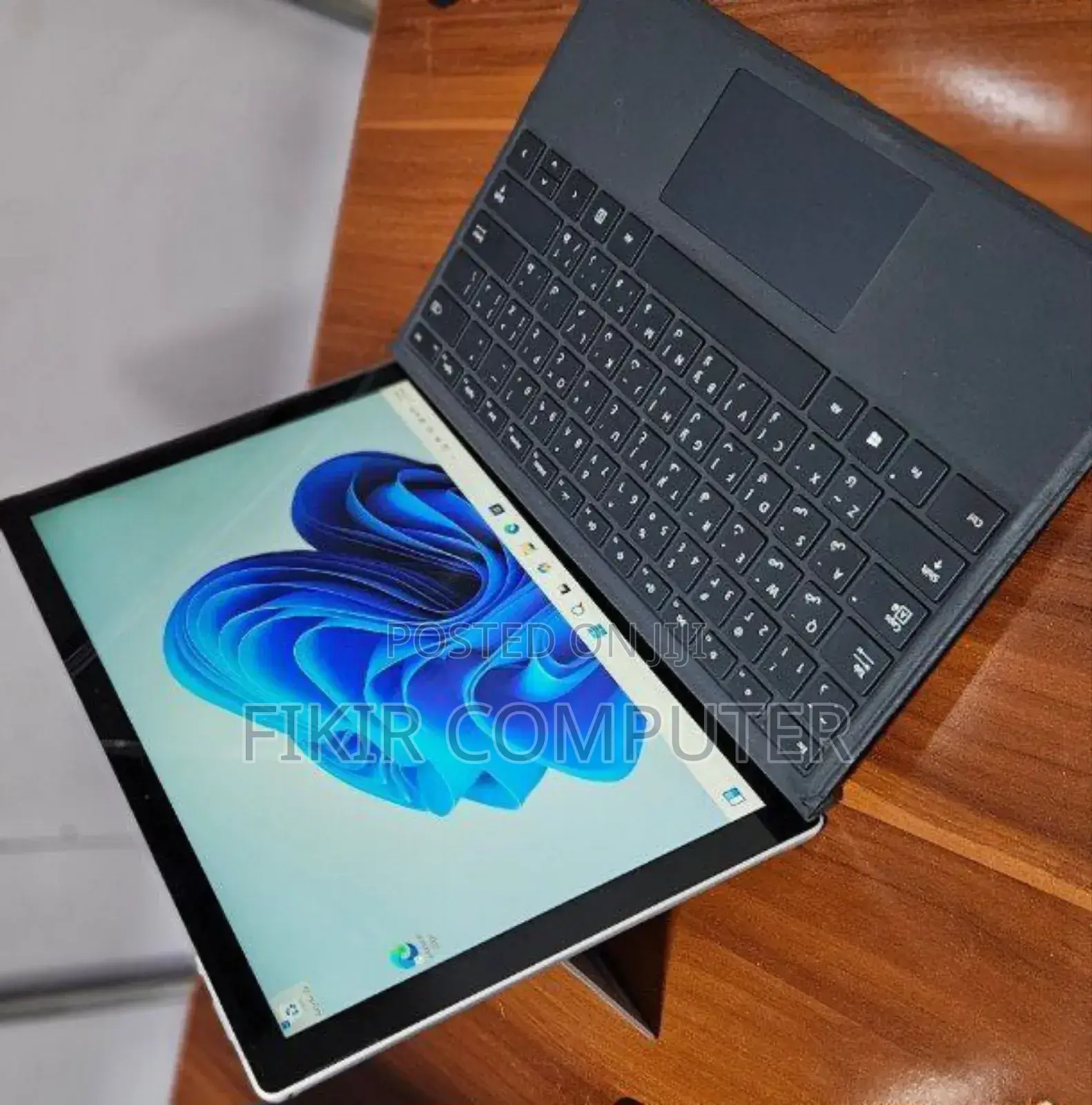 New Laptop Microsoft Surface Pro 7 8GB Intel Core I5 SSD 128GB