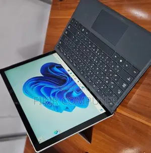New Laptop Microsoft Surface Pro 7 8GB Intel Core I5 SSD 128GB
