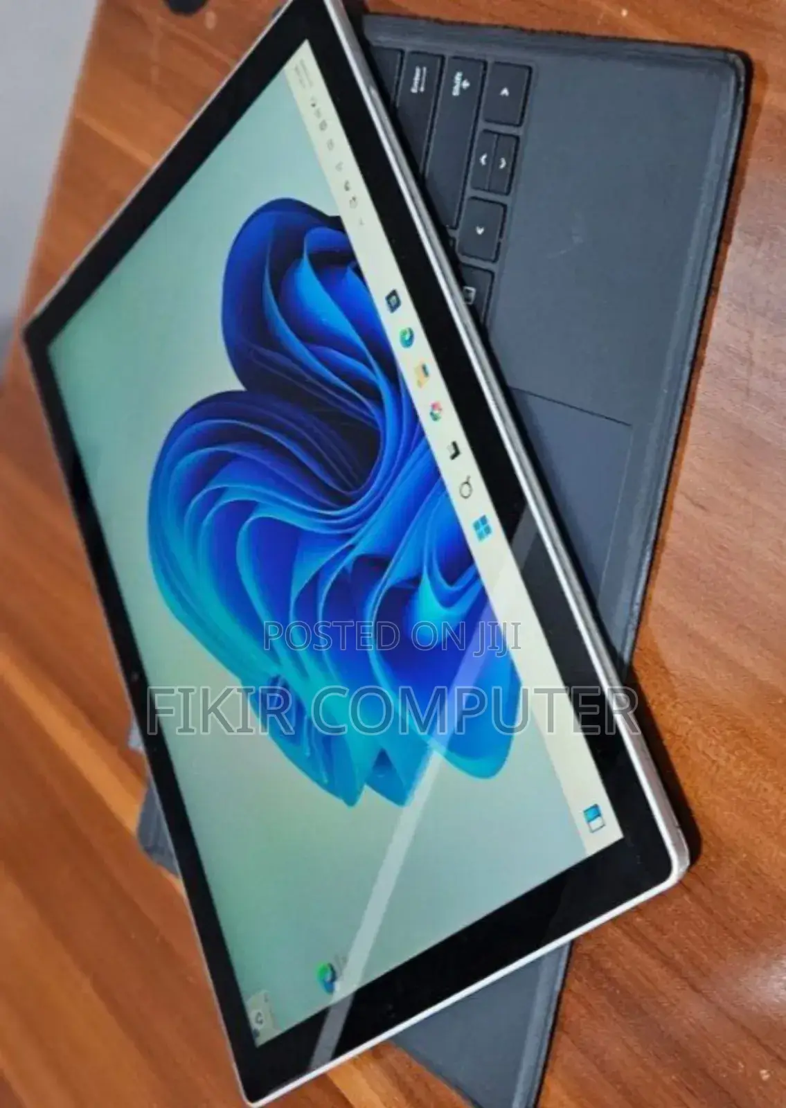 New Laptop Microsoft Surface Pro 7 8GB Intel Core I5 SSD 128GB