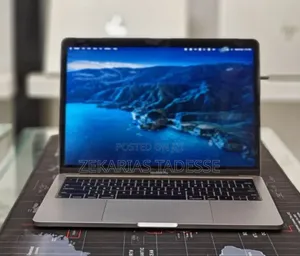 Photo - New Laptop Apple MacBook Pro 2016 16GB Intel Core I7 SSD 512GB