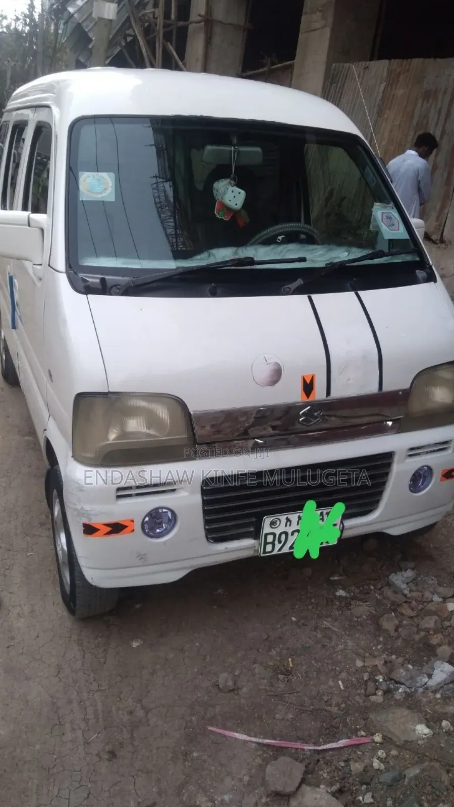 Suzuki Every 2000 White