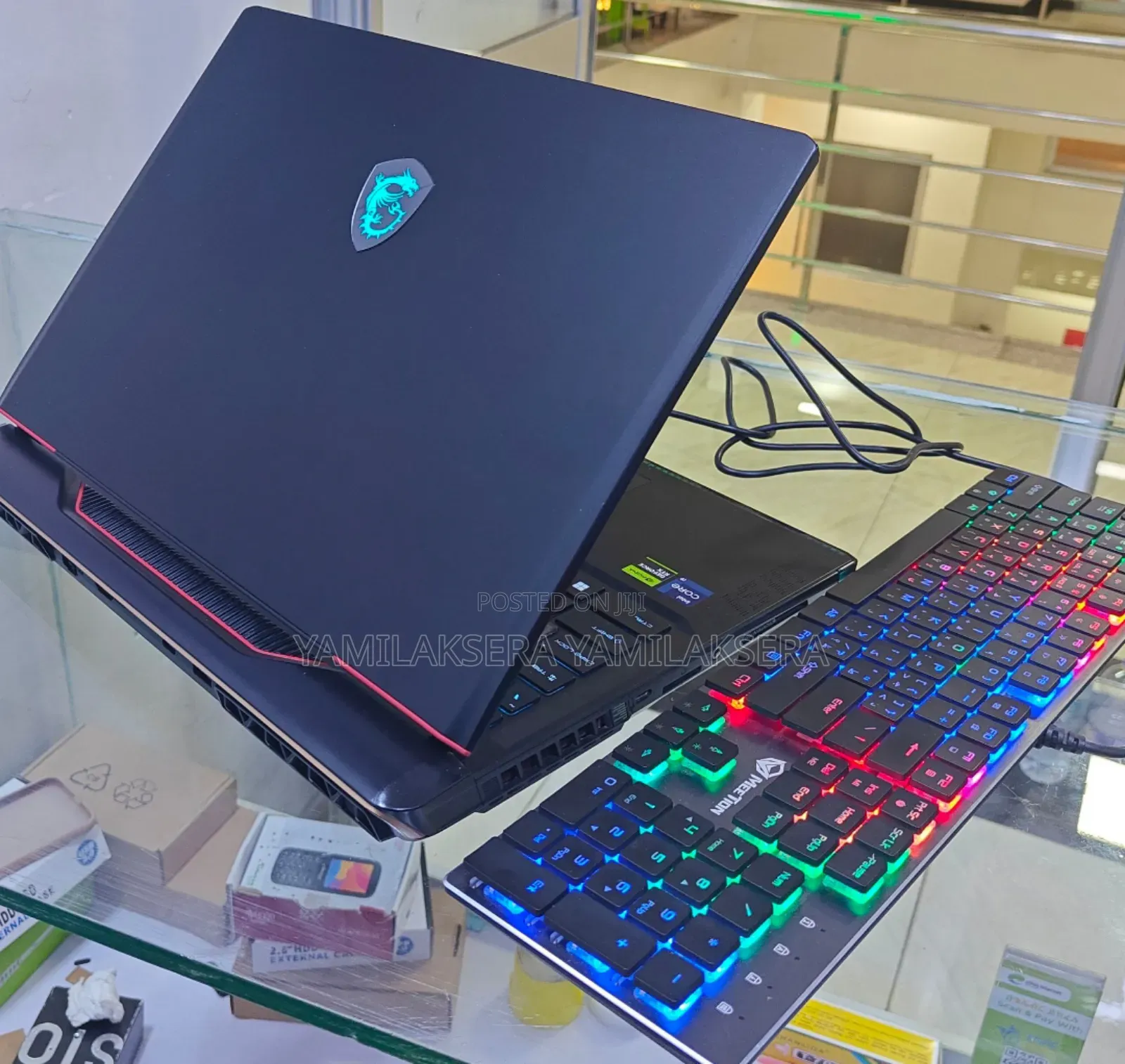 New Laptop MSI Raider GE68HX 13vi-202us 32GB Intel Core I9 SSD 1T