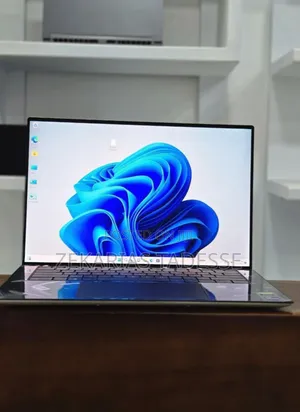 Photo - New Laptop Dell XPS 15-9570 32GB Intel Core I9 SSD 1T