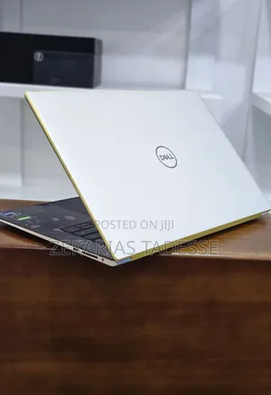 New Laptop Dell XPS 15-9570 32GB Intel Core I9 SSD 1T