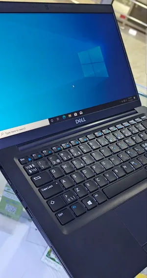 New Laptop Dell Latitude 7390 8GB Intel Core I5 SSD 256GB