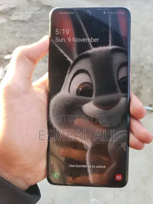 Photo - Samsung Galaxy S20+ 128 GB Gray