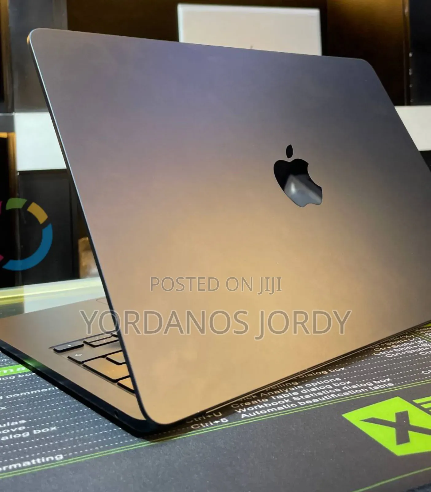 New Laptop Apple MacBook Air 2022 M2 24GB Apple M2 SSD 1T