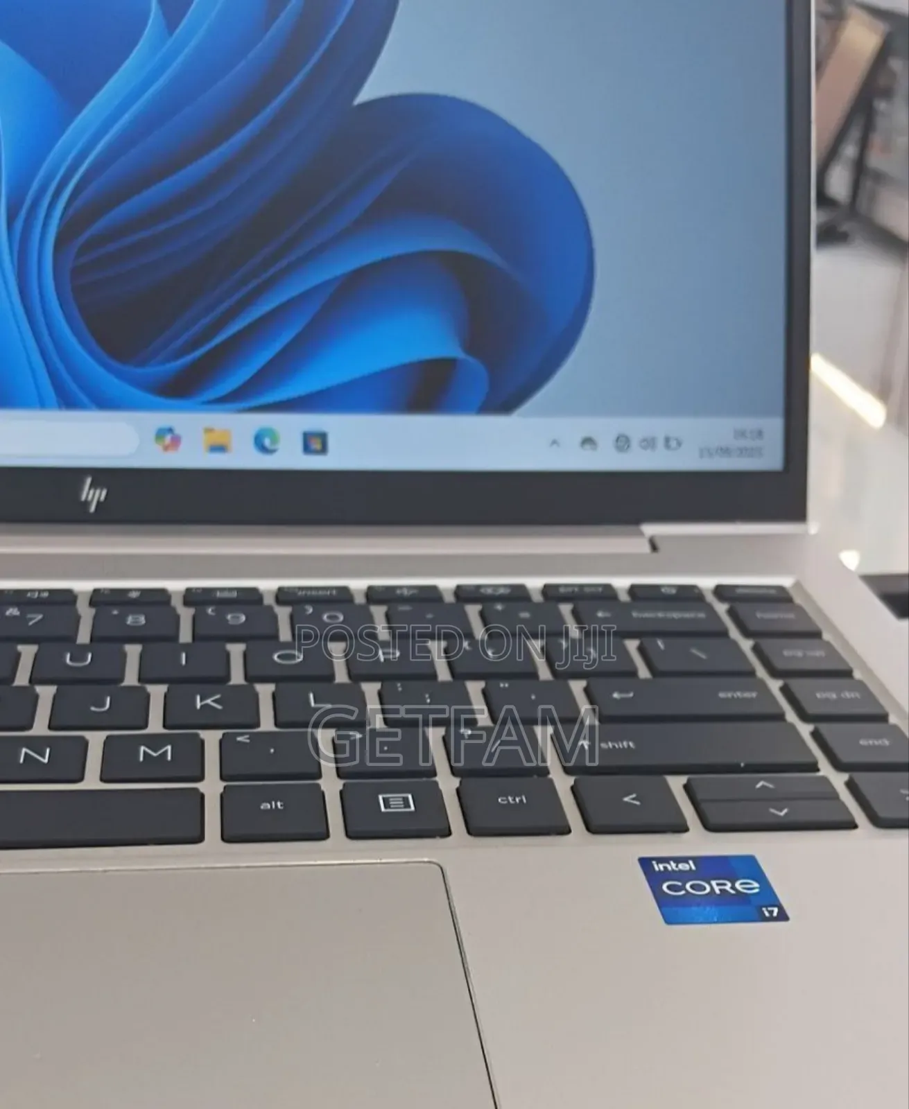 New Laptop HP EliteBook 840 G9 16GB Intel Core i7 SSD 1T