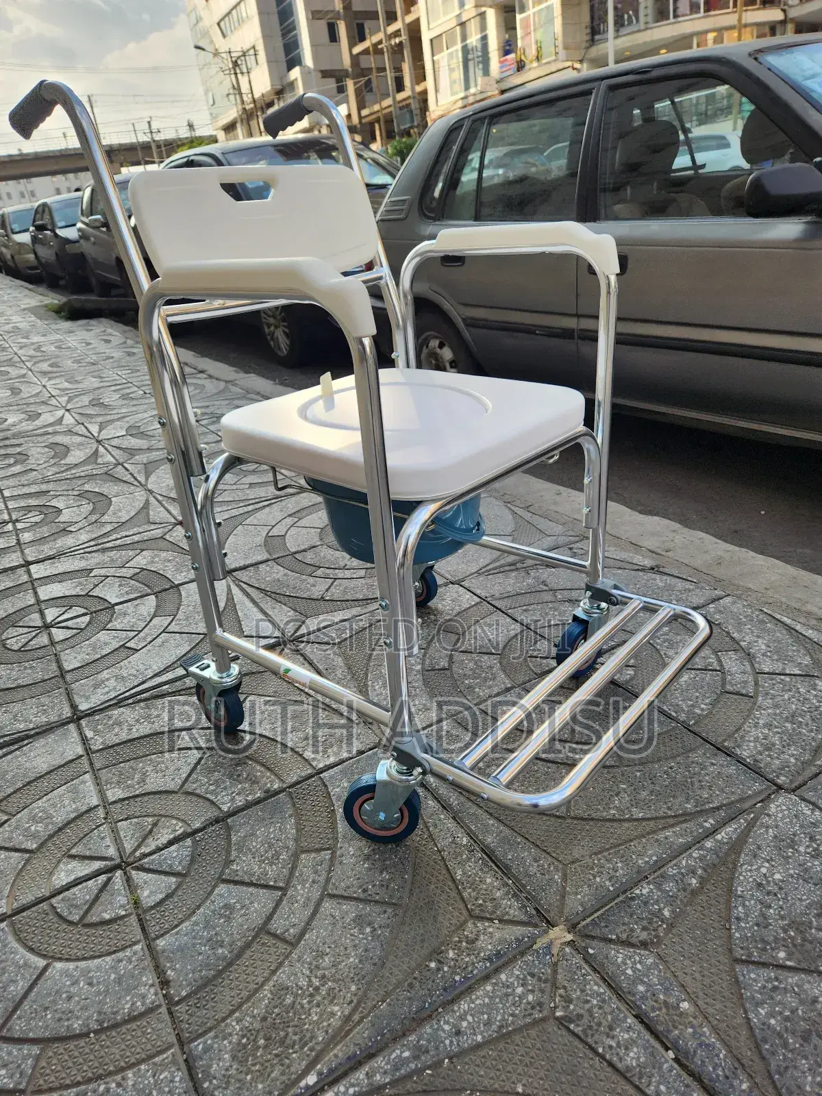 Commode Wheelchair丸及toilet Wheelchair輕鬆wheelchair鳵你wheelchair輕易medical