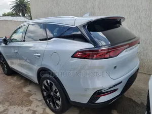 New BYD Tang DM-i 2025 Silver