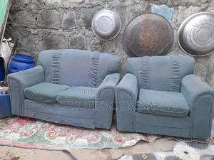 Used Sofa Bale 7