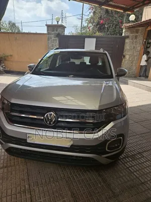 Photo - Volkswagen T-Cross 2021 Silver