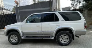 Toyota 4-Runner 1999 White