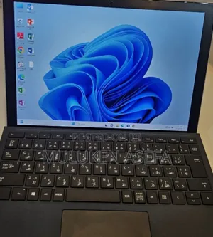 New Laptop Microsoft Surface 16GB Intel Core I7 SSD 512GB