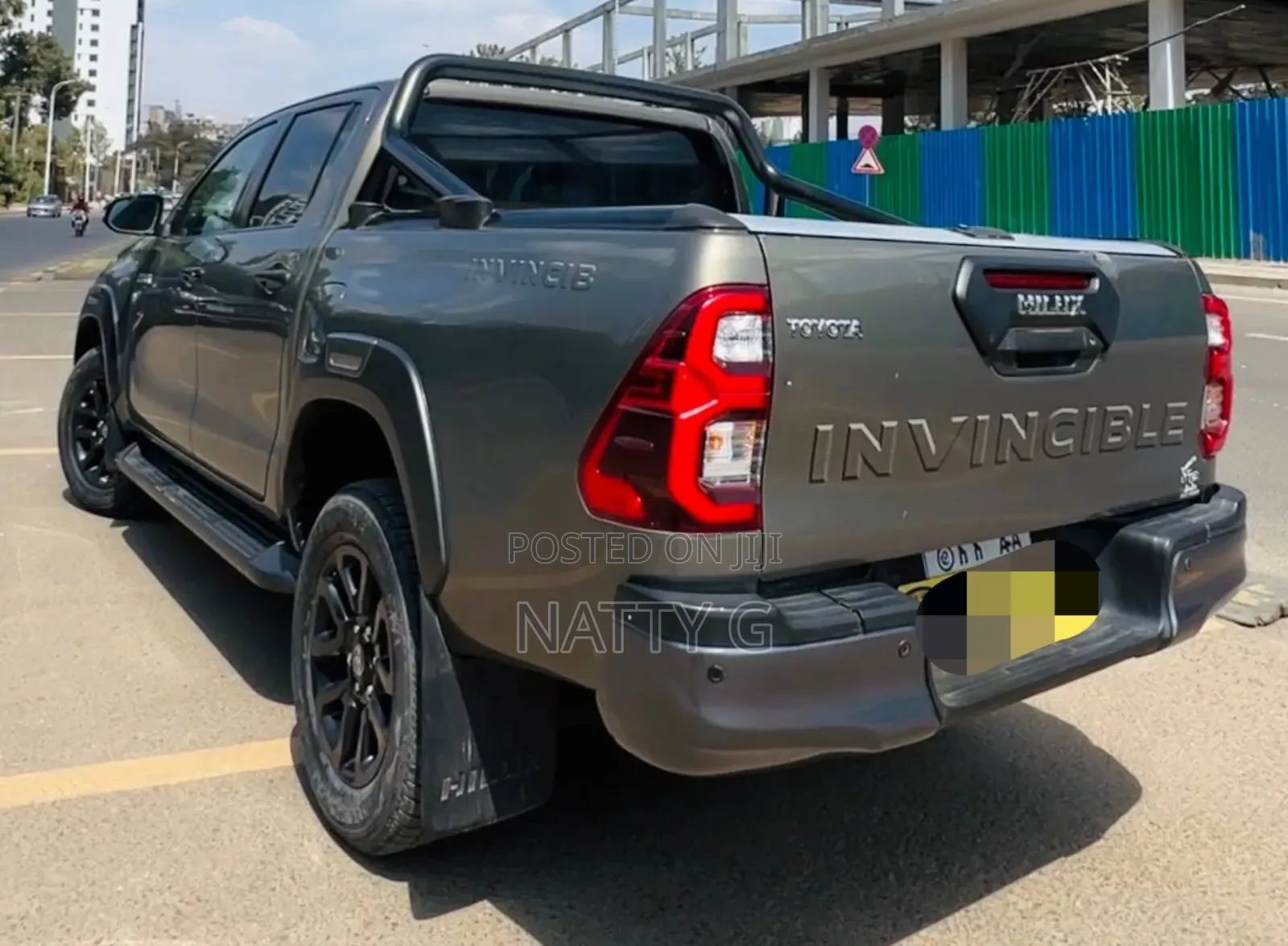 Toyota Hilux 2022 Gold