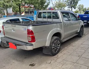 Toyota Hilux 2025
