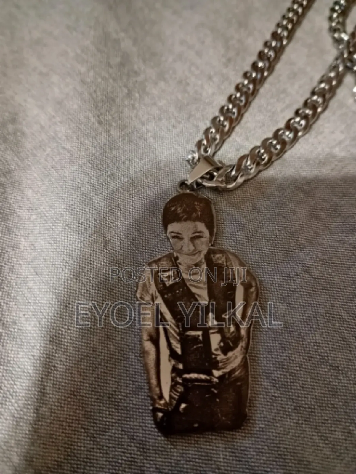 Custom Photo Nameplate– Necklace, Personalized Family Gift 15-20 Days