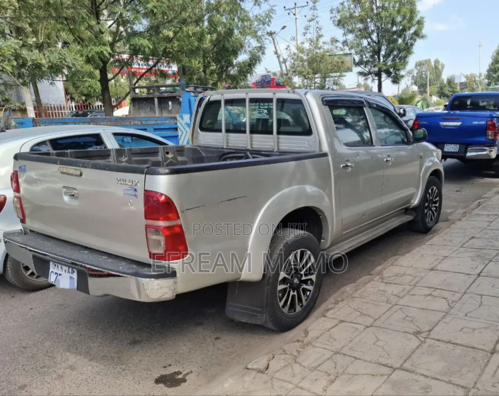 Toyota Hilux 2015 Gold