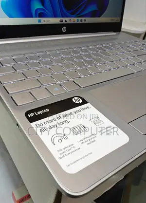 New Laptop HP Stream Notebook 8GB Intel Core I5 SSD 512GB