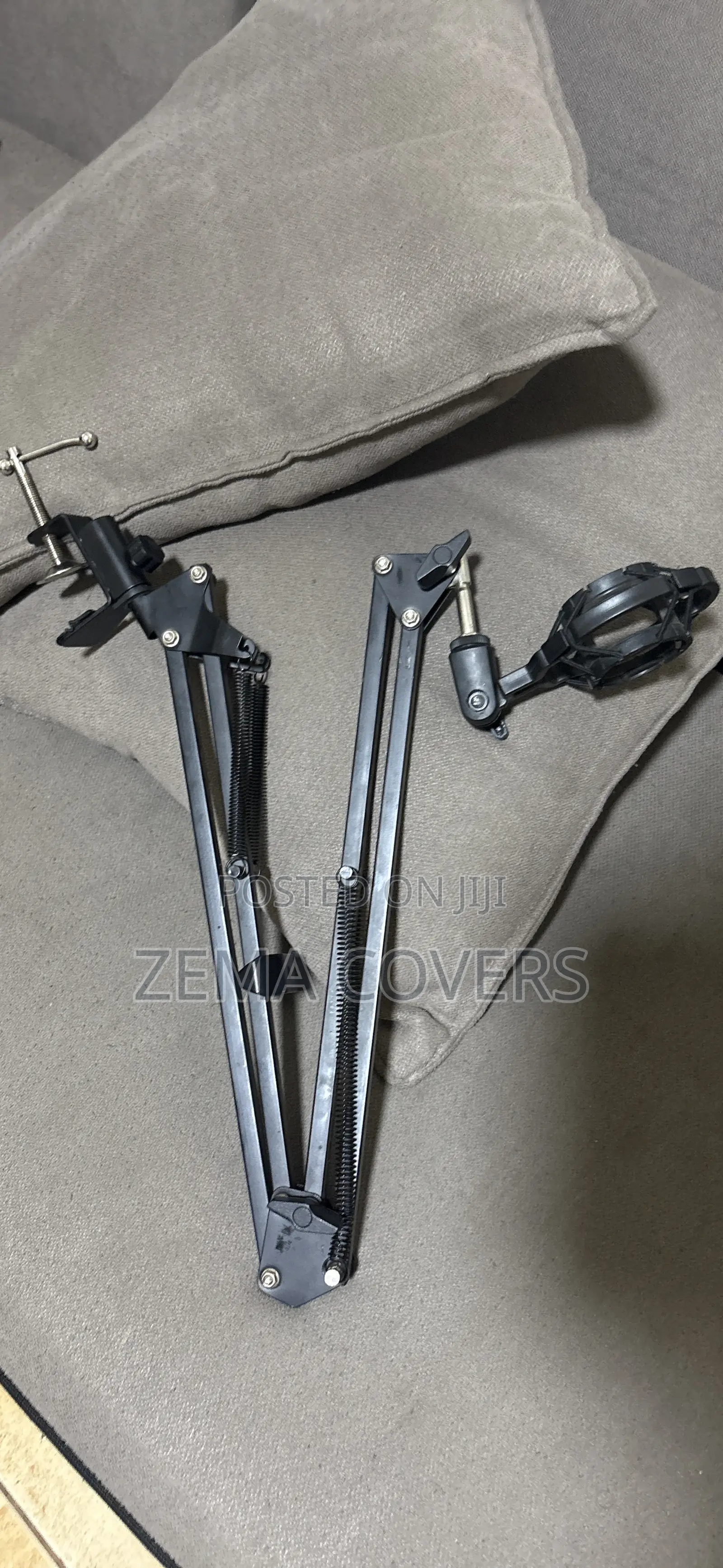 Adjustable Desktop Microphone Stand