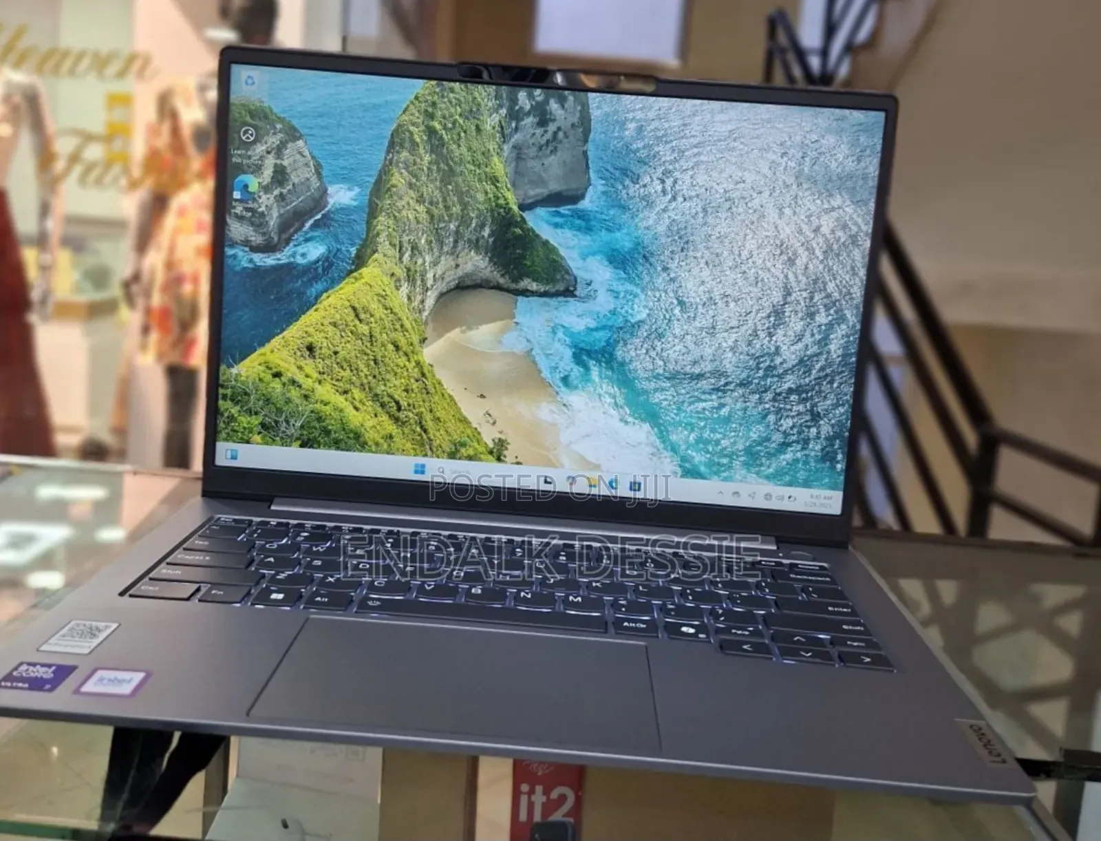 New Laptop Lenovo 16GB Intel Core I7 SSD 512GB