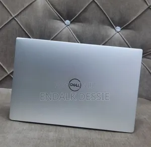New Laptop Dell XPS 13 9370 8GB Intel Core I5 SSD 512GB