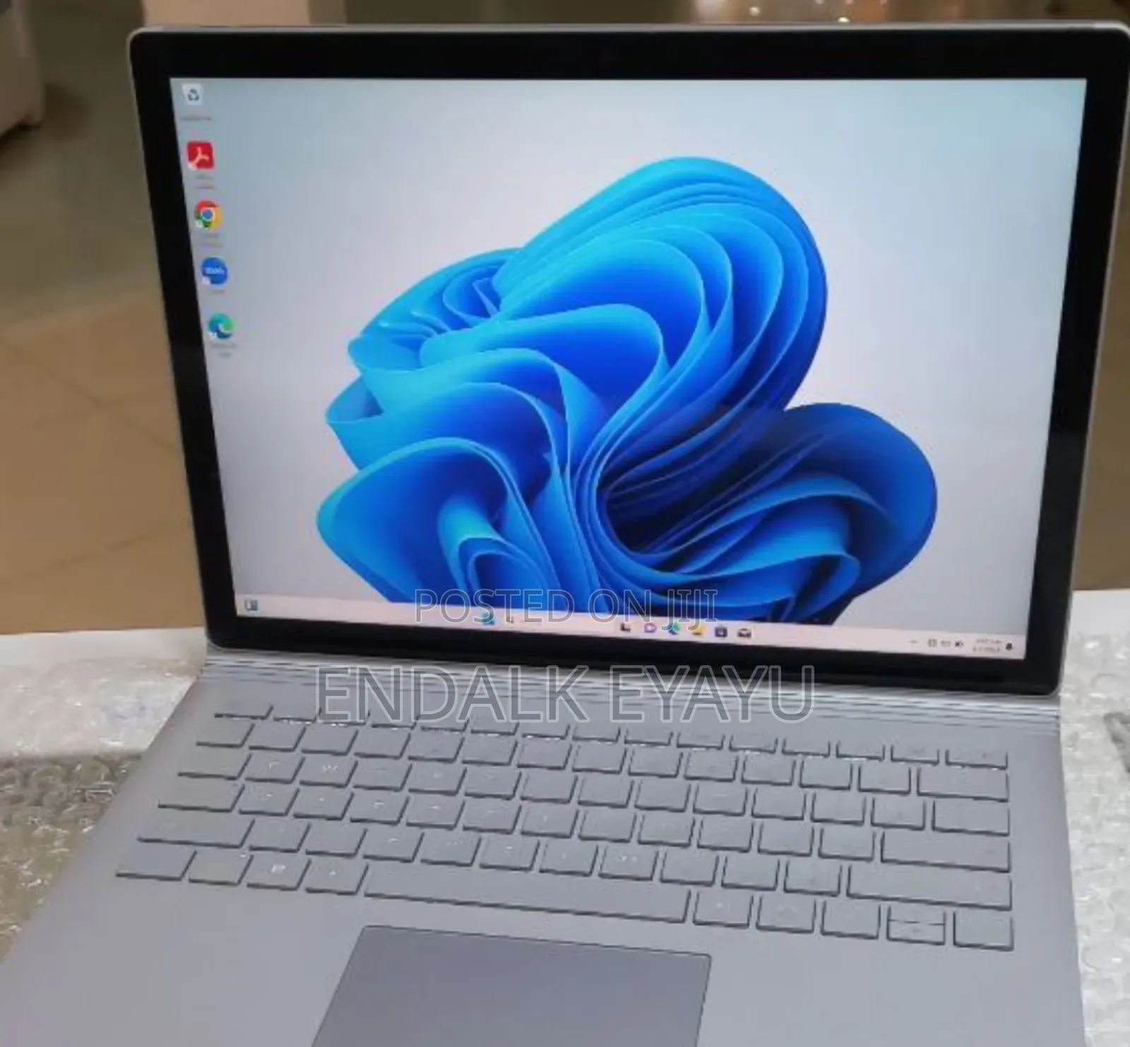 New Laptop Microsoft Surface Book 3 16GB Intel Core I7 SSD 256GB