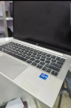 Photo - New Laptop HP EliteBook 830 G8 16GB Intel Core I7 SSD 512GB