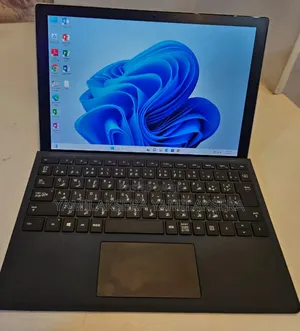 New Laptop Microsoft Surface Pro 7 16GB Intel Core I7 SSD 512GB