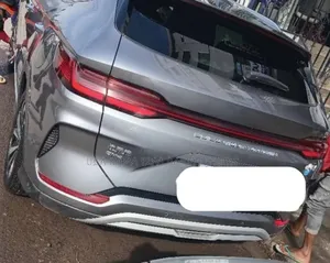 BYD Song Plus DM-i 2024 Gray