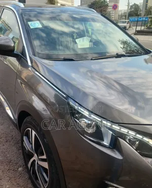 Peugeot 5008 2020 Gray