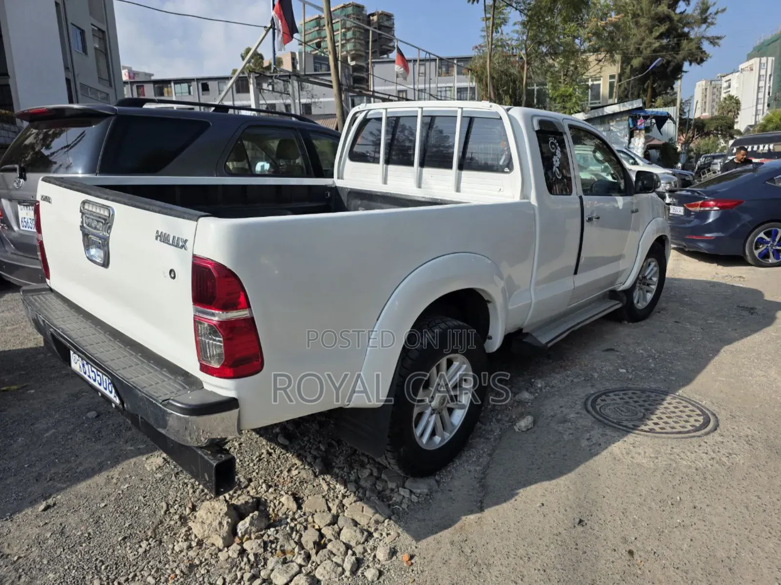Toyota Hilux 2013 White