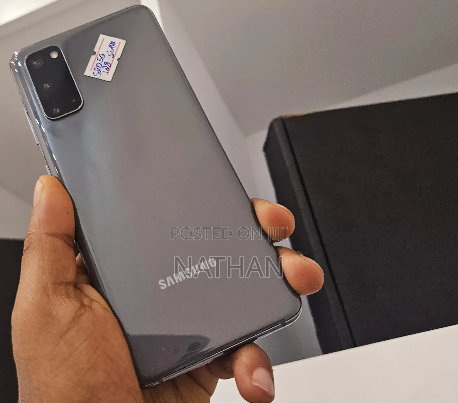 New Samsung Galaxy S20 128 GB Black