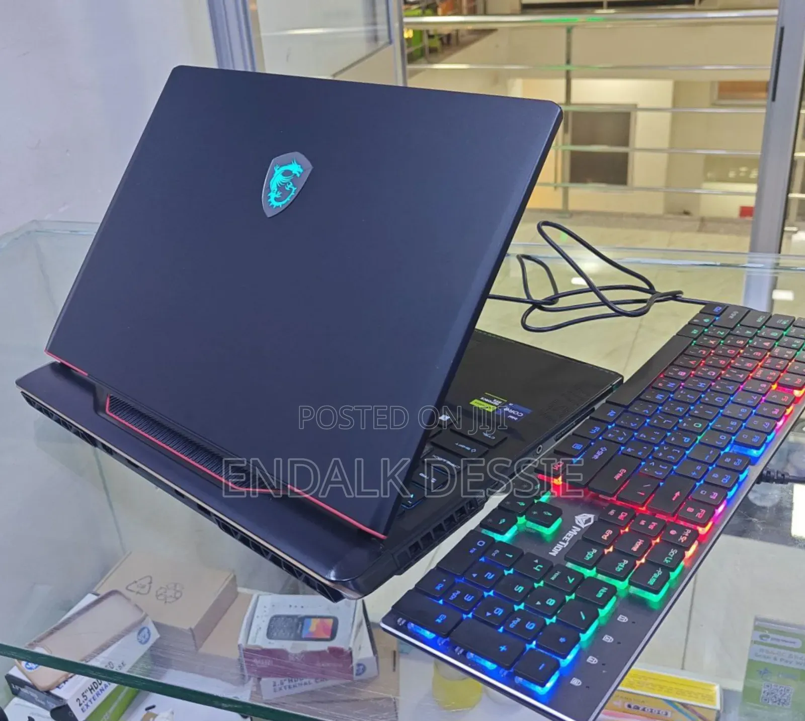 New Laptop MSI Raider GE68HX 13vi-202us 32GB Intel Core I9 SSD 1T