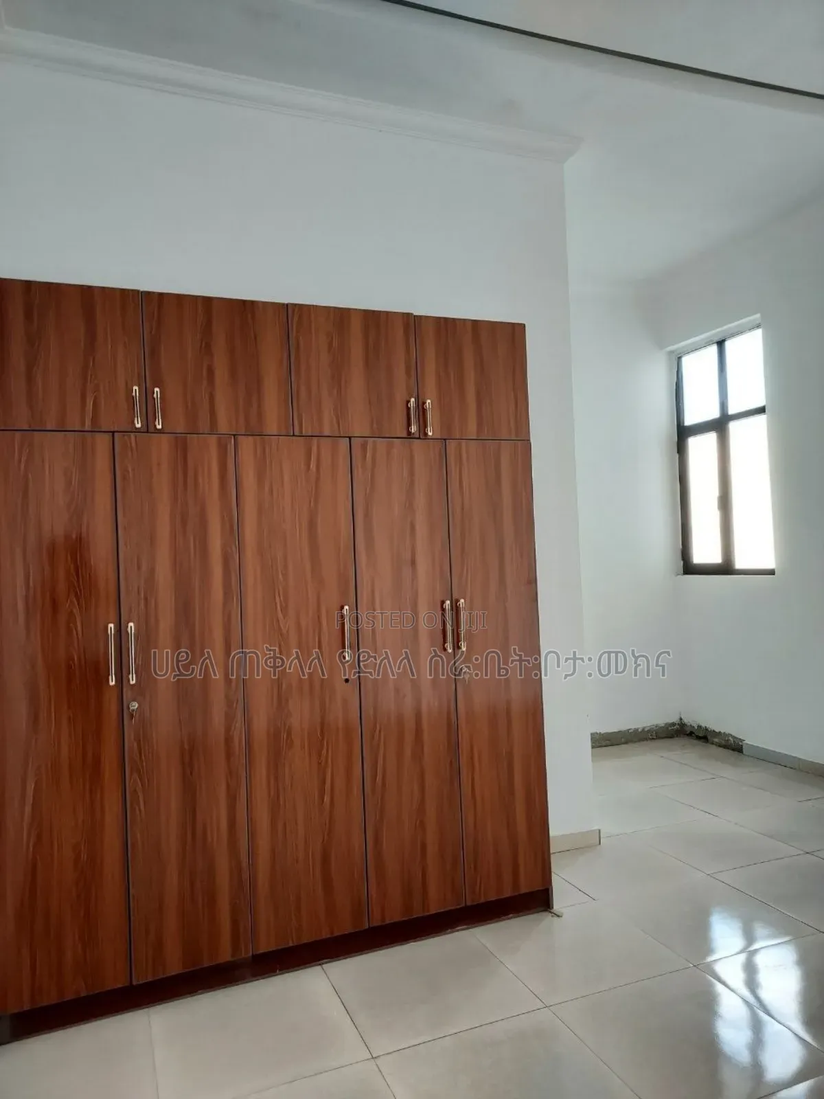 Furnished 5bdrm Villa in ለገጣፎ ለመኖርያ ምቹ ሠፈር, Oromia-Finfinne for sale