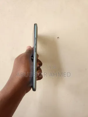 Photo - Infinix Hot 11 Play 64 GB Green