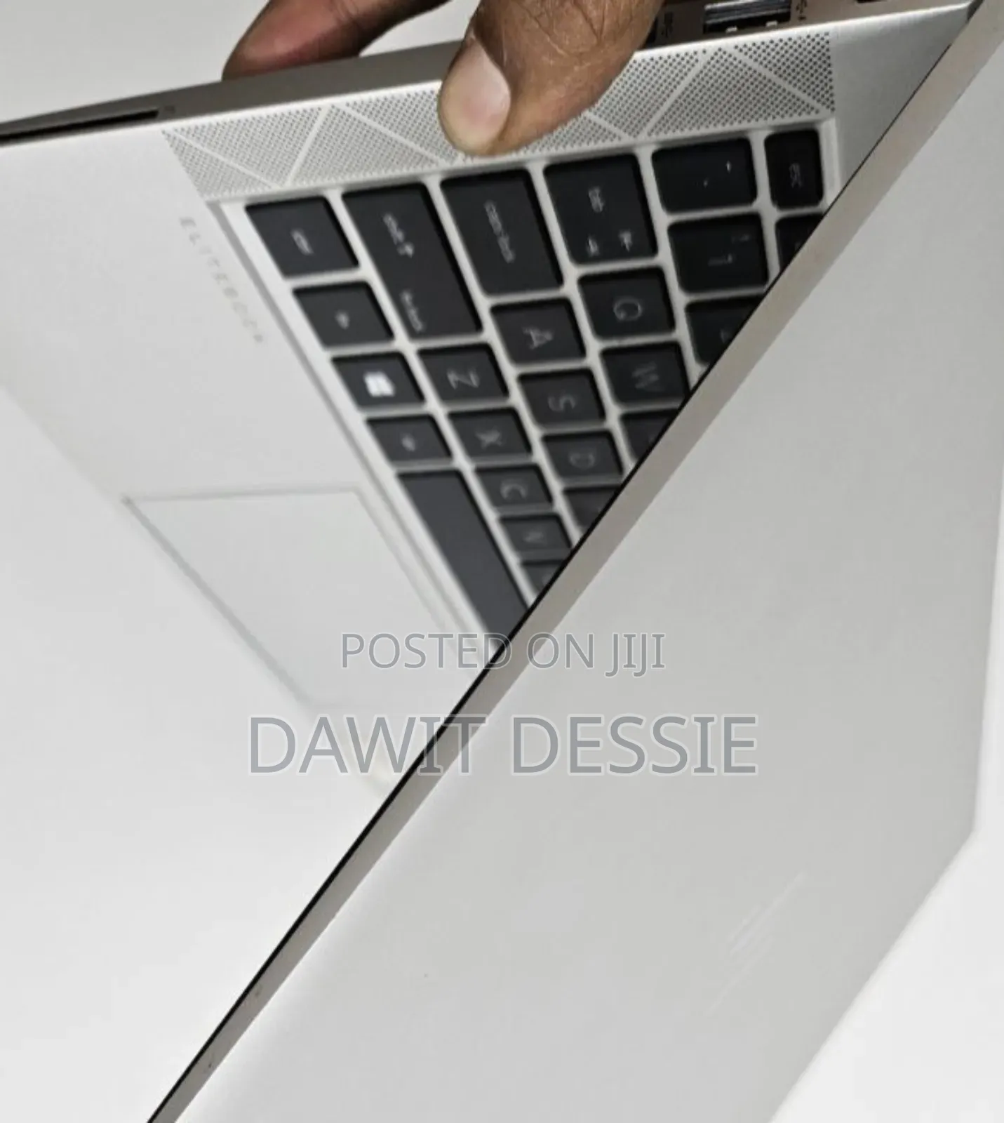 New Laptop HP EliteBook 830 G8 16GB Intel Core I7 SSD 512GB