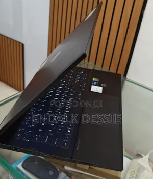 New Laptop HP Omen 16 16GB Intel Core I7 SSD 512GB