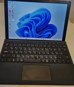 New Laptop Microsoft Surface 16GB Intel Core I7 SSD 512GB