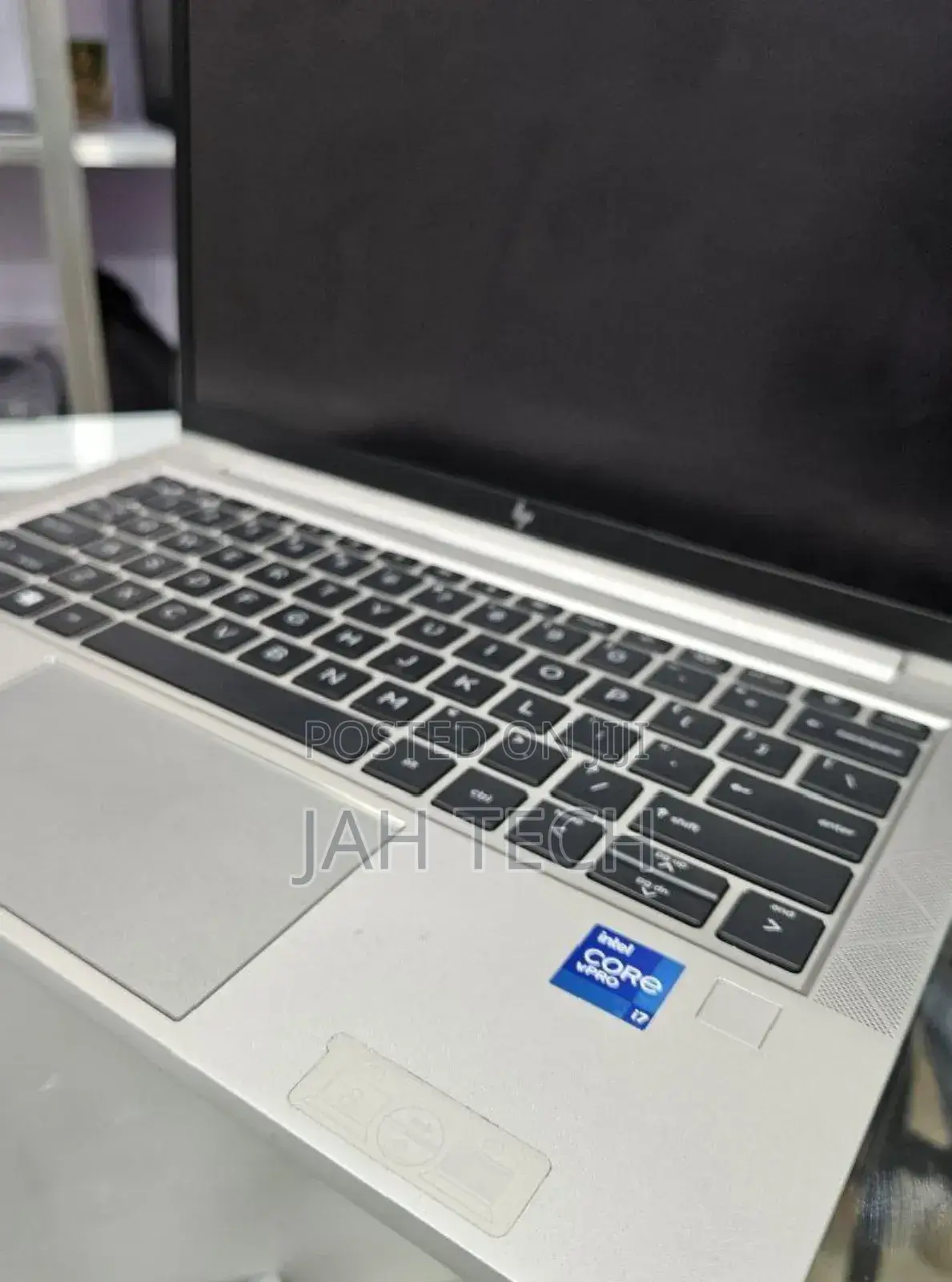 New Laptop HP EliteBook 840 G8 16GB Intel Core I7 SSD 512GB