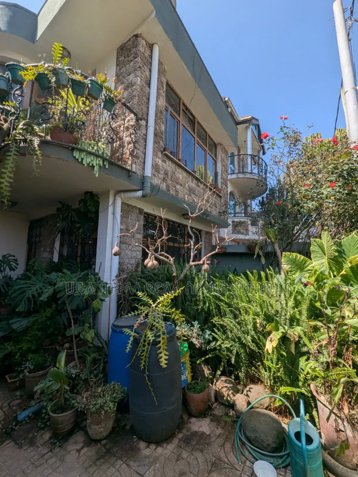 Furnished 4bdrm Townhouse/Terrace in ሠምት ዋሽንግተን አካባቢ, Bole for sale