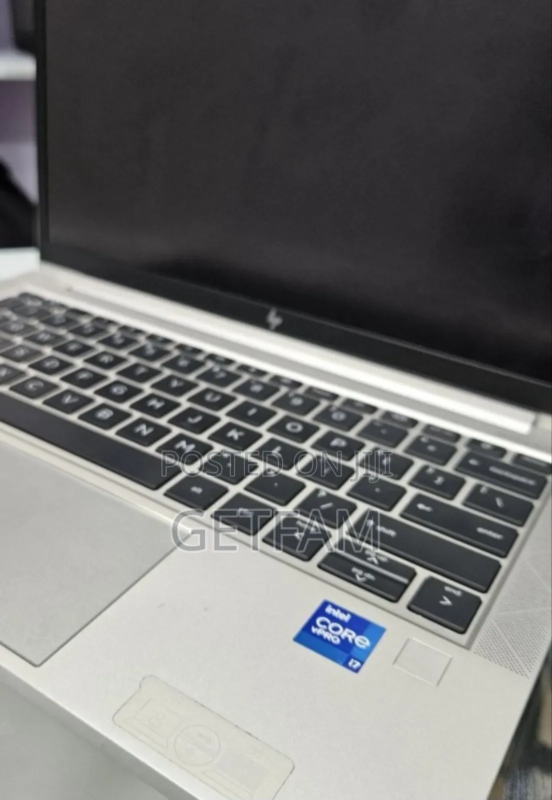 New Laptop HP EliteBook 830 G8 16GB Intel Core I7 SSD 512GB