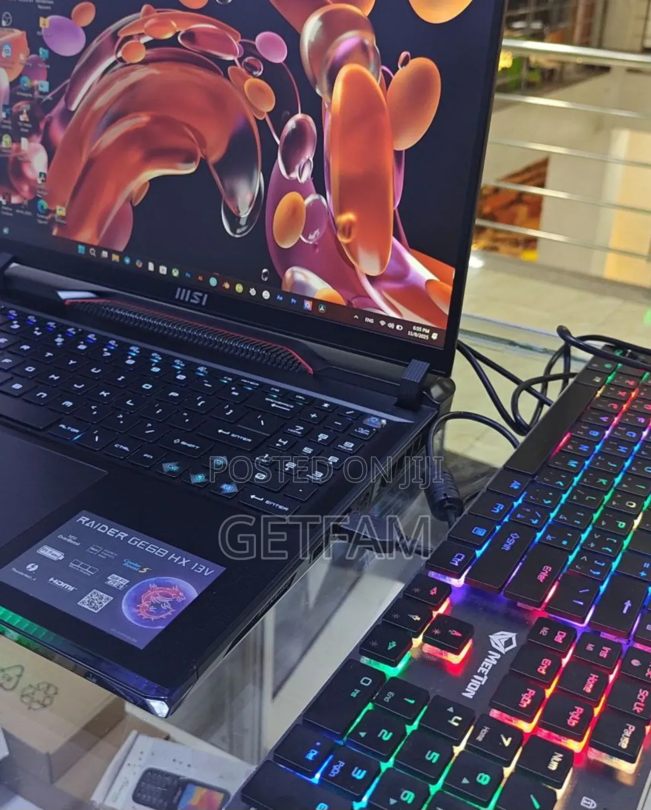 New Laptop MSI Raider GE68HX 13vi-202us 32GB Intel Core I9 SSD 1T