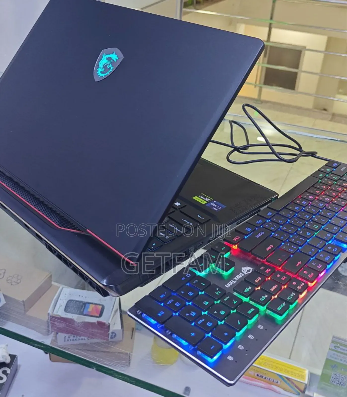 New Laptop MSI Raider GE68HX 13vi-202us 32GB Intel Core I9 SSD 1T