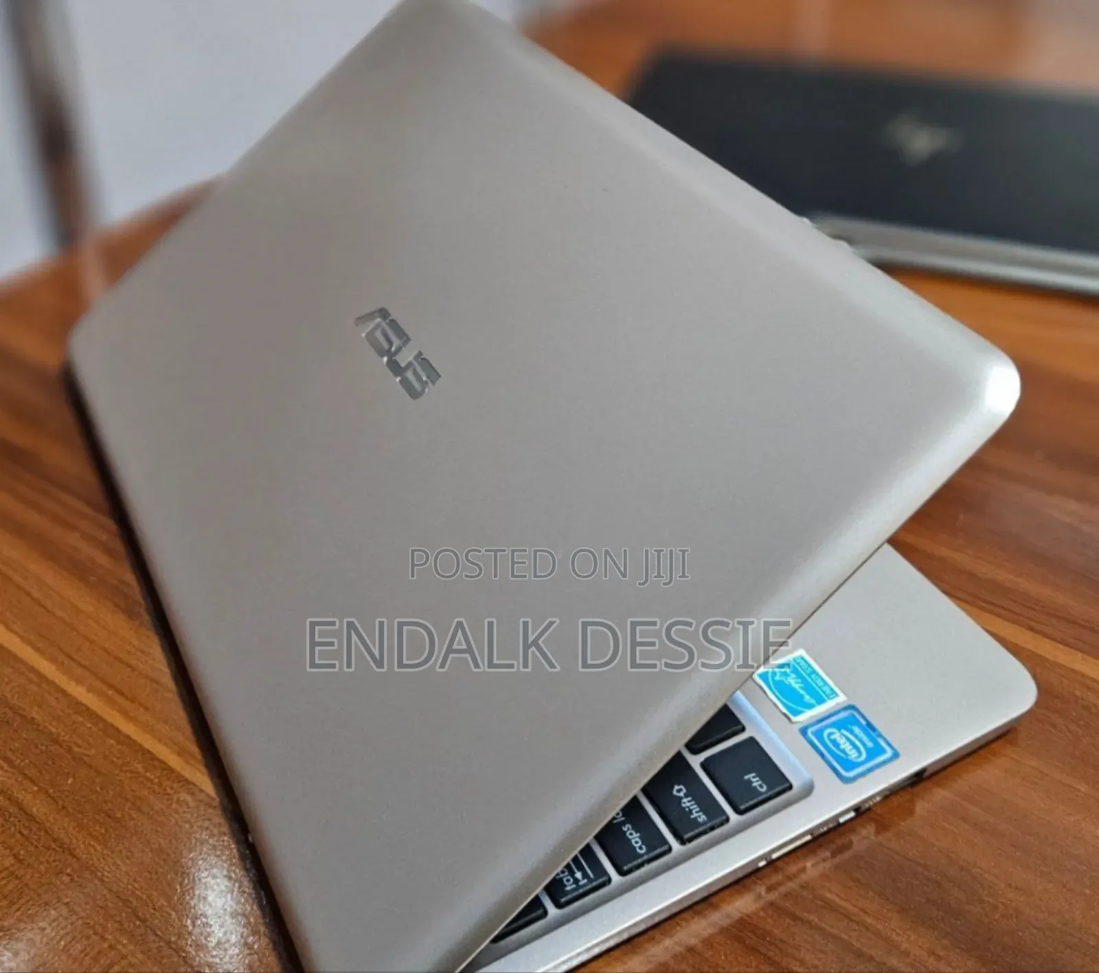 New Laptop Asus 2GB SSD 32GB