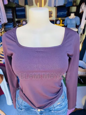 Photo - Women's Top